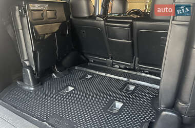 Внедорожник / Кроссовер Toyota Land Cruiser 2011 в 