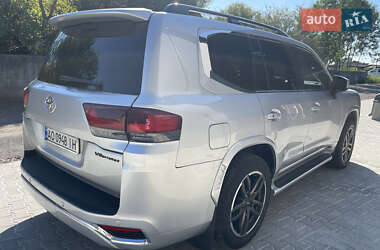 Внедорожник / Кроссовер Toyota Land Cruiser 2011 в 