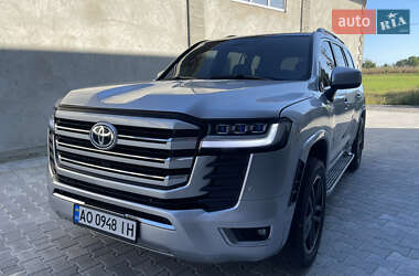 Внедорожник / Кроссовер Toyota Land Cruiser 2011 в 