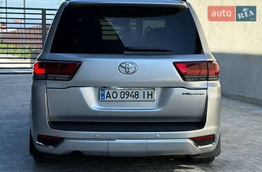 Внедорожник / Кроссовер Toyota Land Cruiser 2011 в 