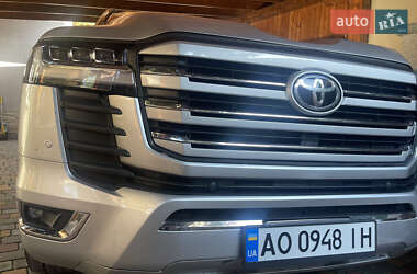 Внедорожник / Кроссовер Toyota Land Cruiser 2011 в 