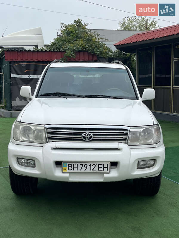 Toyota Land Cruiser 1999