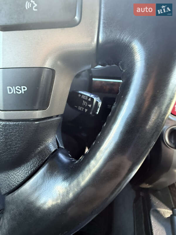 Позашляховик / Кросовер Toyota Land Cruiser 2011 в Києві