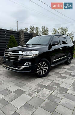 Внедорожник / Кроссовер Toyota Land Cruiser 2020 в 
