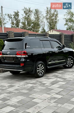 Внедорожник / Кроссовер Toyota Land Cruiser 2020 в 