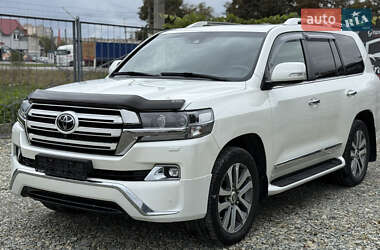 Внедорожник / Кроссовер Toyota Land Cruiser 2017 в Каменец-Подольском