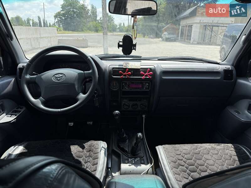 Внедорожник / Кроссовер Toyota Land Cruiser 1998 в Гайсине