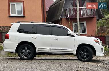 Внедорожник / Кроссовер Toyota Land Cruiser 2011 в Тернополе