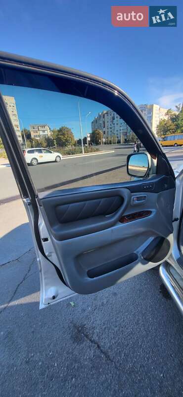 Внедорожник / Кроссовер Toyota Land Cruiser 2001 в Измаиле фото 5 Внедорожник / Кроссовер Toyota Land Cruiser 2001 в Измаиле
