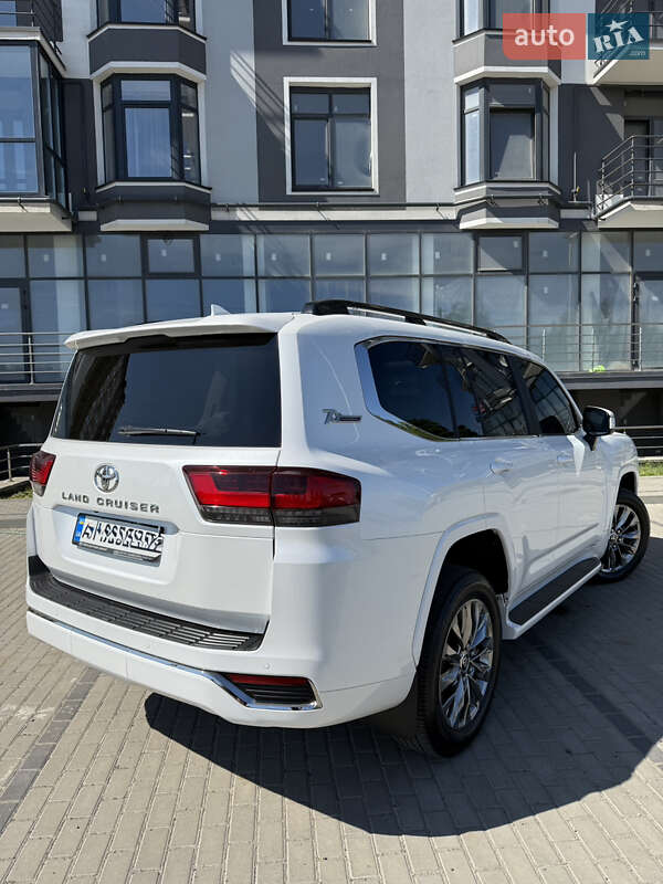 Внедорожник / Кроссовер Toyota Land Cruiser 2021 в Ивано-Франковске