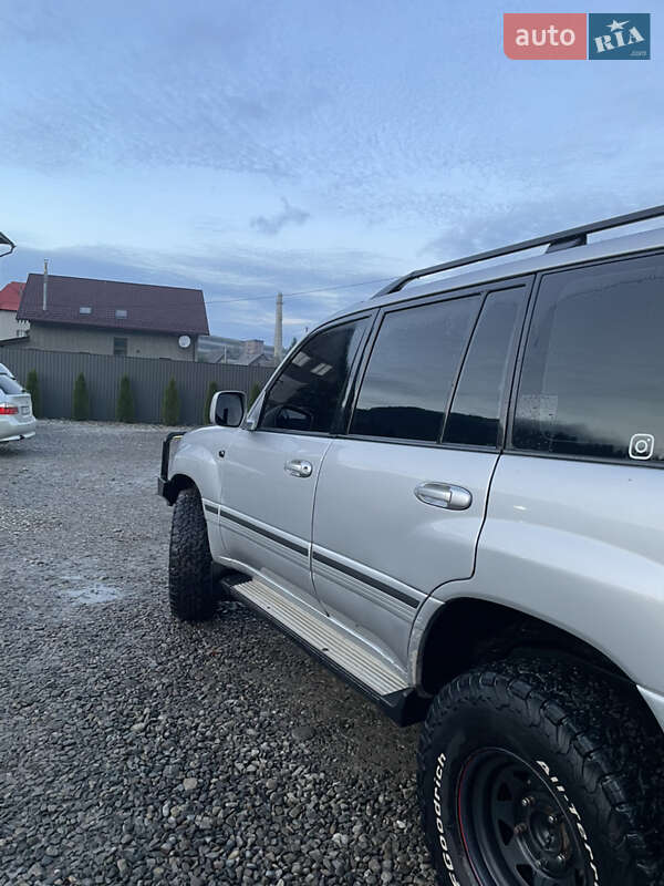 Внедорожник / Кроссовер Toyota Land Cruiser 2002 в Рахове фото 13 Внедорожник / Кроссовер Toyota Land Cruiser 2002 в Рахове