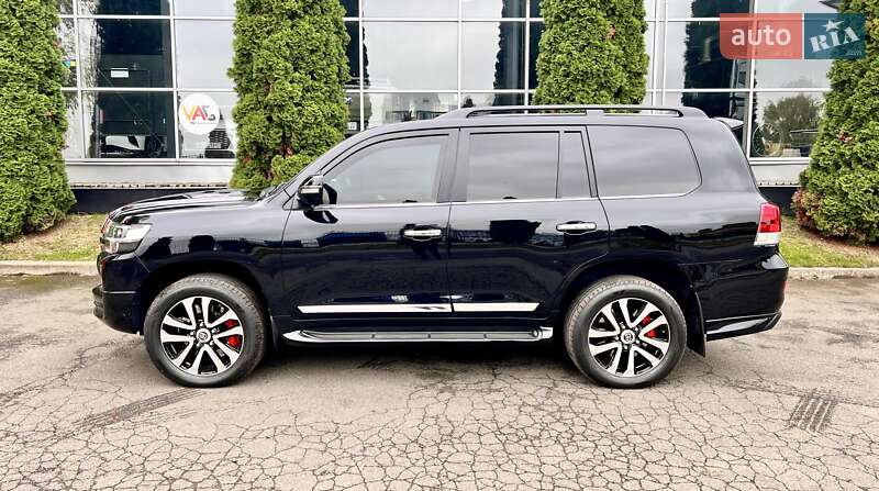 Внедорожник / Кроссовер Toyota Land Cruiser 2018 в Киеве