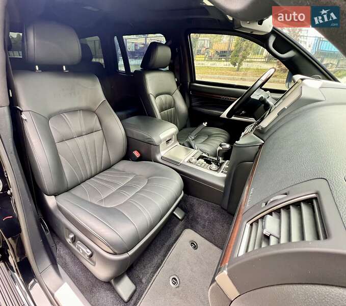 Внедорожник / Кроссовер Toyota Land Cruiser 2018 в Киеве