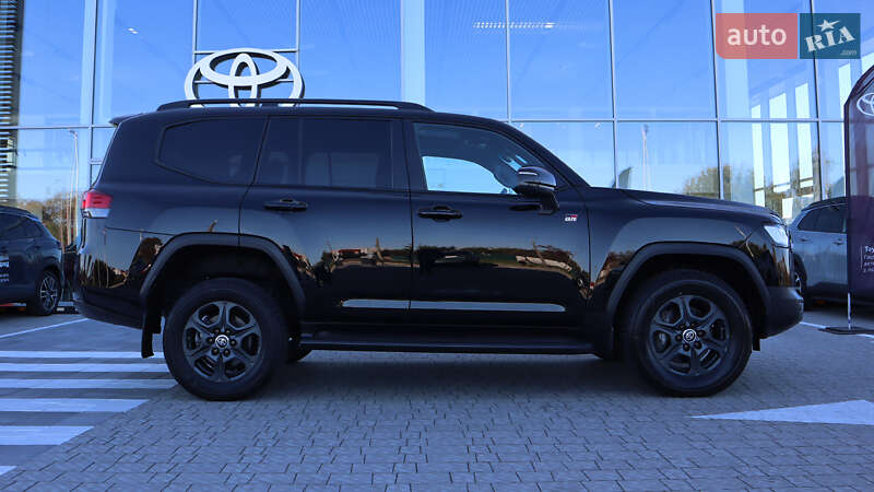 Внедорожник / Кроссовер Toyota Land Cruiser 2023 в Ровно фото 17 Внедорожник / Кроссовер Toyota Land Cruiser 2023 в Ровно