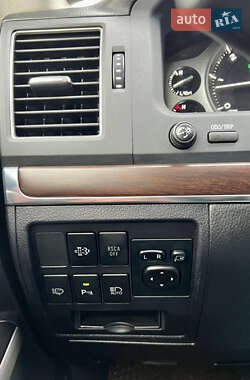 Внедорожник / Кроссовер Toyota Land Cruiser 2017 в 