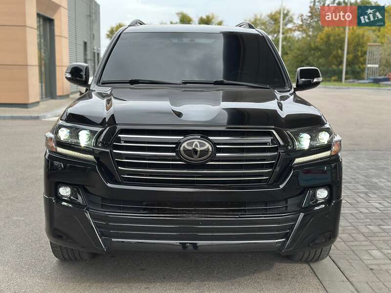 Позашляховик / Кросовер Toyota Land Cruiser 2020 в Дніпрі