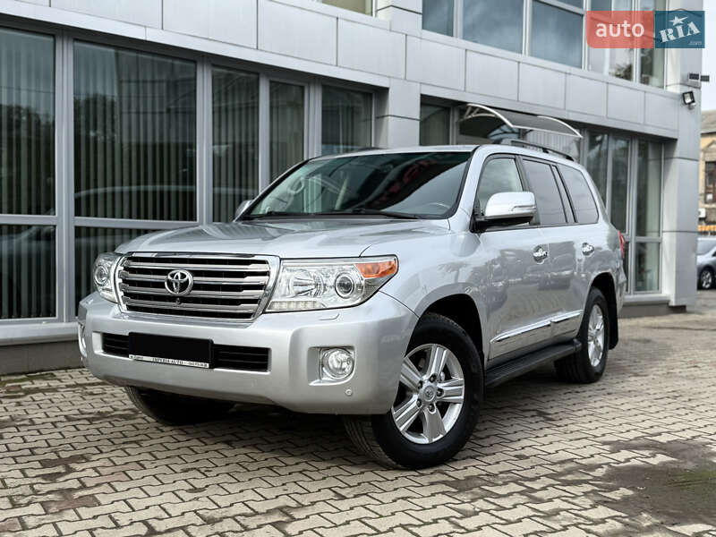 Toyota Land Cruiser 2012
