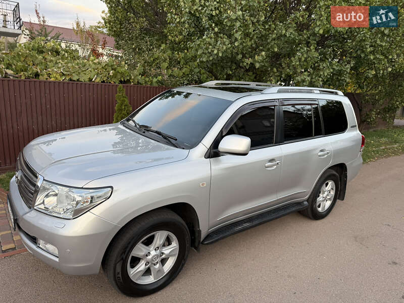 Внедорожник / Кроссовер Toyota Land Cruiser 2011 в Борисполе фото 13 Внедорожник / Кроссовер Toyota Land Cruiser 2011 в Борисполе