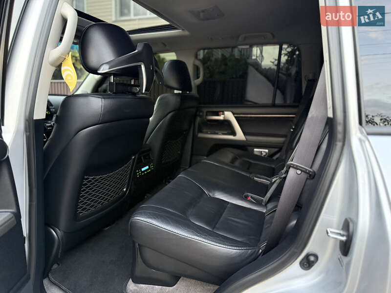 Внедорожник / Кроссовер Toyota Land Cruiser 2011 в Борисполе фото 51 Внедорожник / Кроссовер Toyota Land Cruiser 2011 в Борисполе