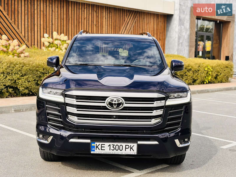 Внедорожник / Кроссовер Toyota Land Cruiser 2021 в Киеве