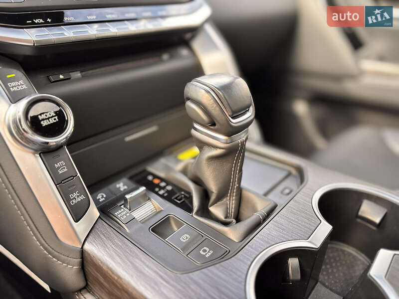 Внедорожник / Кроссовер Toyota Land Cruiser 2021 в Киеве