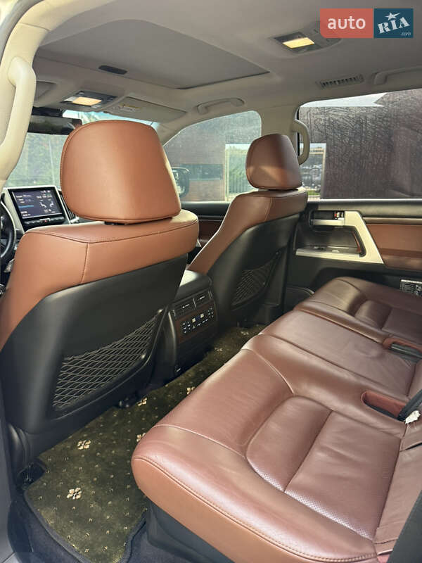 Внедорожник / Кроссовер Toyota Land Cruiser 2016 в Киеве