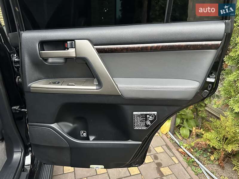 Внедорожник / Кроссовер Toyota Land Cruiser 2007 в Ахтырке фото 50 Внедорожник / Кроссовер Toyota Land Cruiser 2007 в Ахтырке