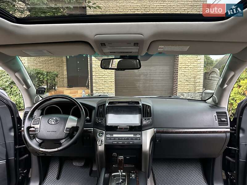 Внедорожник / Кроссовер Toyota Land Cruiser 2007 в Ахтырке фото 54 Внедорожник / Кроссовер Toyota Land Cruiser 2007 в Ахтырке
