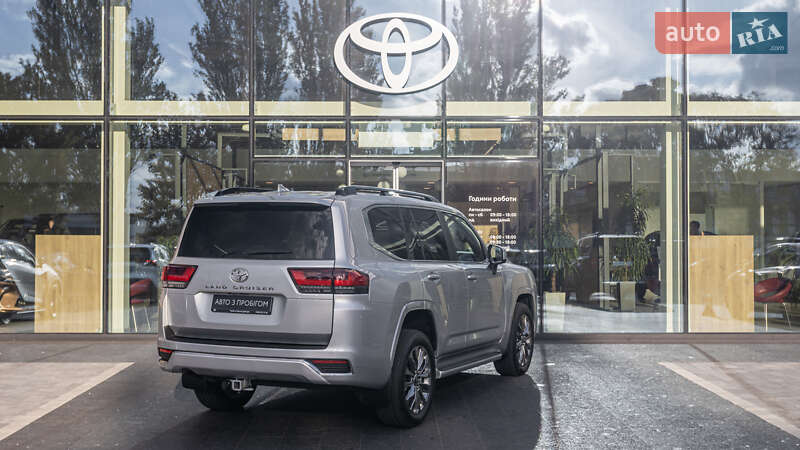 Внедорожник / Кроссовер Toyota Land Cruiser 2023 в Днепре