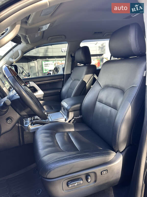 Внедорожник / Кроссовер Toyota Land Cruiser 2019 в Киеве