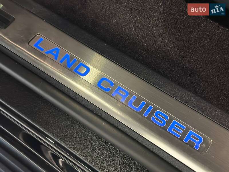 Позашляховик / Кросовер Toyota Land Cruiser 2020 в Львові