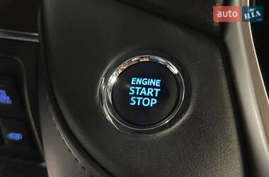 Позашляховик / Кросовер Toyota Land Cruiser 2020 в 