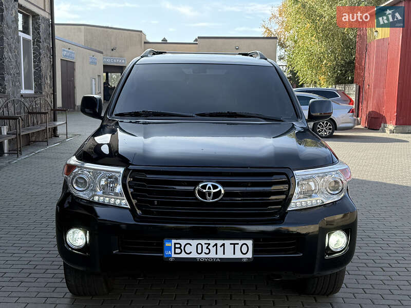 Внедорожник / Кроссовер Toyota Land Cruiser 2008 в Владимире