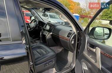 Внедорожник / Кроссовер Toyota Land Cruiser 2011 в Тернополе