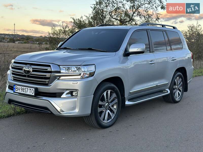 Внедорожник / Кроссовер Toyota Land Cruiser 2016 в Одессе фото 9 Внедорожник / Кроссовер Toyota Land Cruiser 2016 в Одессе