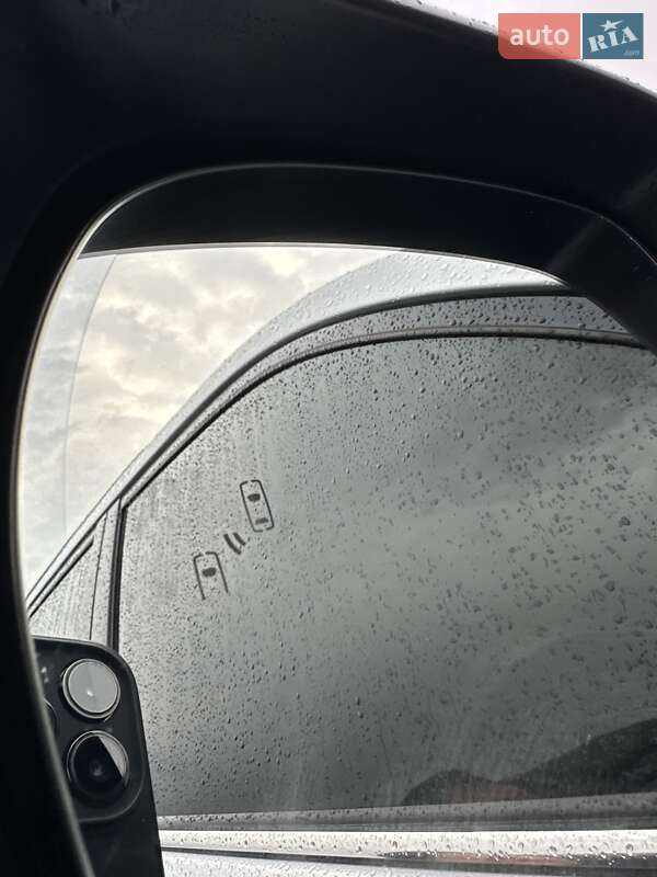 Внедорожник / Кроссовер Toyota Land Cruiser 2016 в Одессе фото 33 Внедорожник / Кроссовер Toyota Land Cruiser 2016 в Одессе