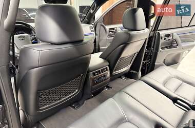 Внедорожник / Кроссовер Toyota Land Cruiser 2018 в 