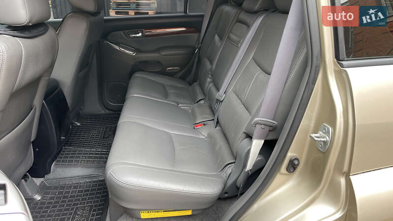 Внедорожник / Кроссовер Toyota Land Cruiser 2007 в Харькове