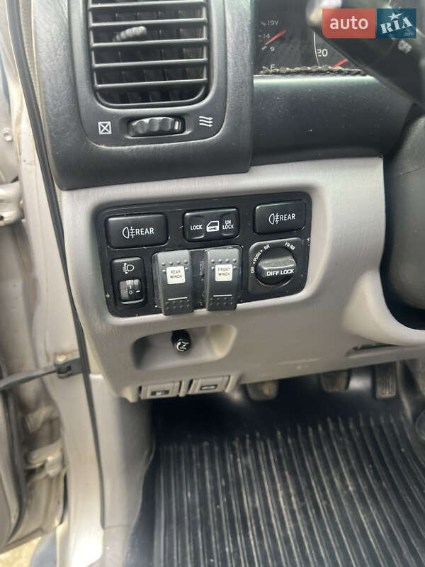 Внедорожник / Кроссовер Toyota Land Cruiser 2002 в Ужгороде фото 8 Внедорожник / Кроссовер Toyota Land Cruiser 2002 в Ужгороде