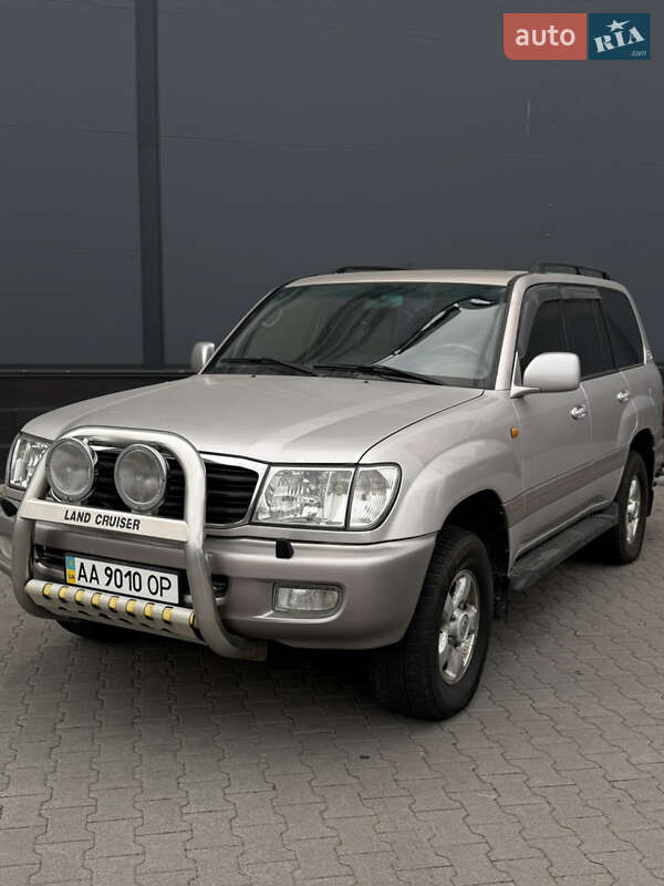 Внедорожник / Кроссовер Toyota Land Cruiser 2001 в Киеве фото 4 Внедорожник / Кроссовер Toyota Land Cruiser 2001 в Киеве