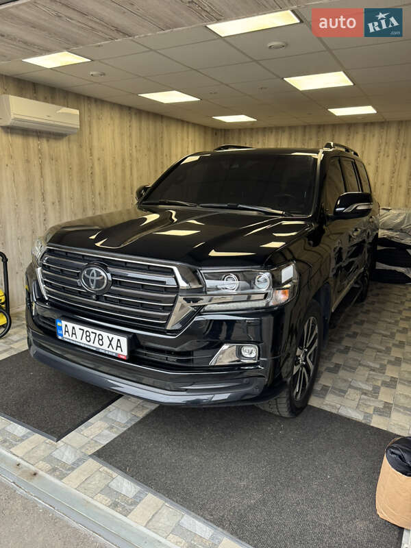 Toyota Land Cruiser 2018