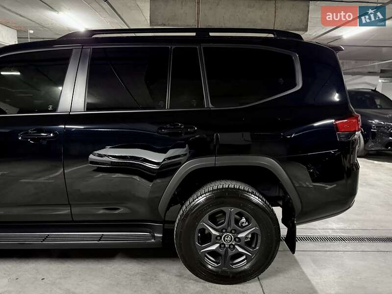 Внедорожник / Кроссовер Toyota Land Cruiser 2023 в Днепре
