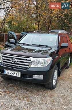 Внедорожник / Кроссовер Toyota Land Cruiser 2011 в 