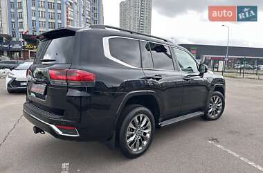 Внедорожник / Кроссовер Toyota Land Cruiser 2023 в 