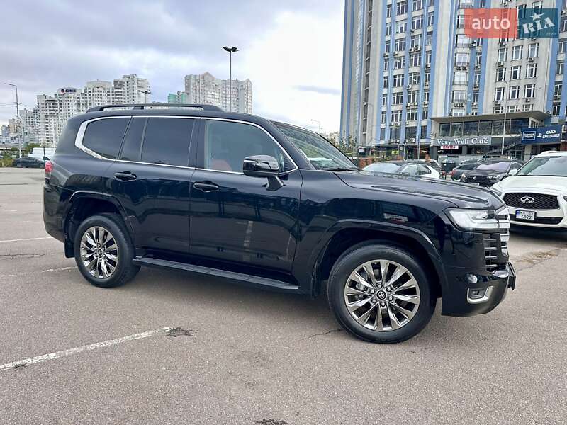 Позашляховик / Кросовер Toyota Land Cruiser 2023 в Києві фото 16 Позашляховик / Кросовер Toyota Land Cruiser 2023 в Києві