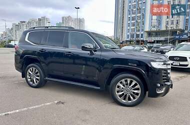Внедорожник / Кроссовер Toyota Land Cruiser 2023 в 