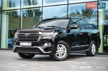 Внедорожник / Кроссовер Toyota Land Cruiser 2017 в Днепре