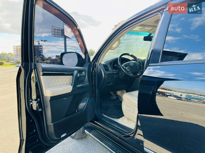 Позашляховик / Кросовер Toyota Land Cruiser 2008 в Ужгороді фото 19 Позашляховик / Кросовер Toyota Land Cruiser 2008 в Ужгороді