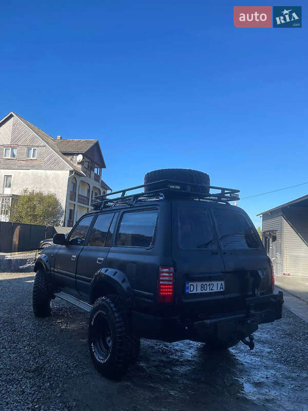 Внедорожник / Кроссовер Toyota Land Cruiser 1997 в Рахове