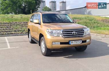 Внедорожник / Кроссовер Toyota Land Cruiser 2008 в Киеве